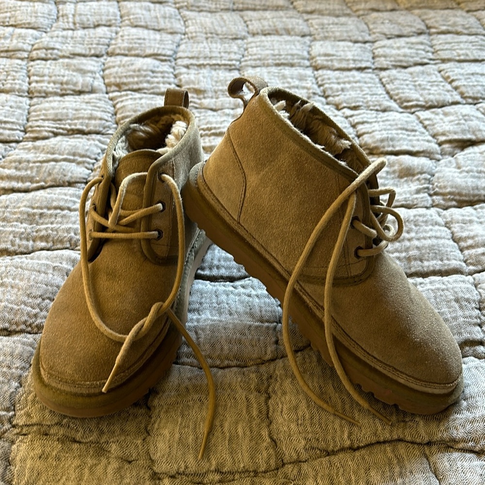 UGG WOMEN’s NEUMEL BOOT